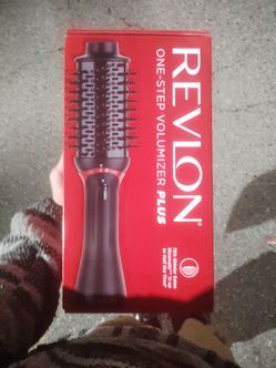 Revlon one step vlumizer plus