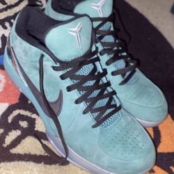 Kobe 4 Protro Girl Dad