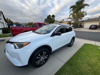 2016 Toyota RAV 4 LE