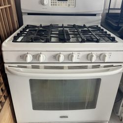 Kenmore Gas Stove 