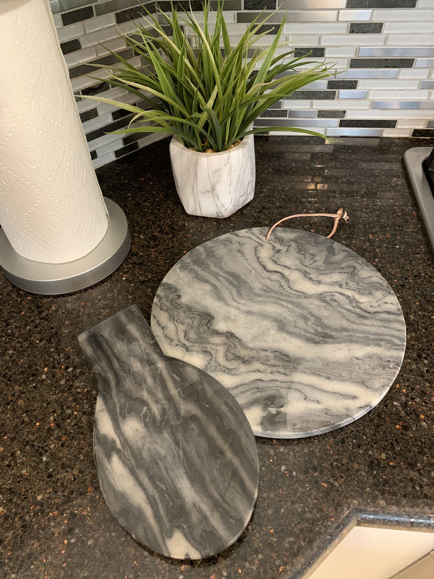 Marble cheese board & spoon rest