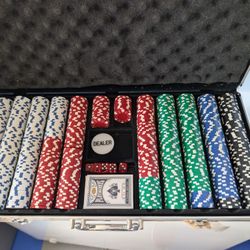 Full Poker/Card Playing Set-up With Ceramic Chips 