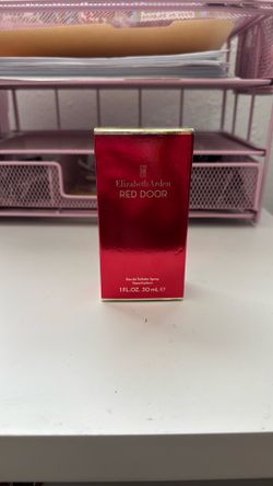 NIB Elizabeth Arden Red Door
