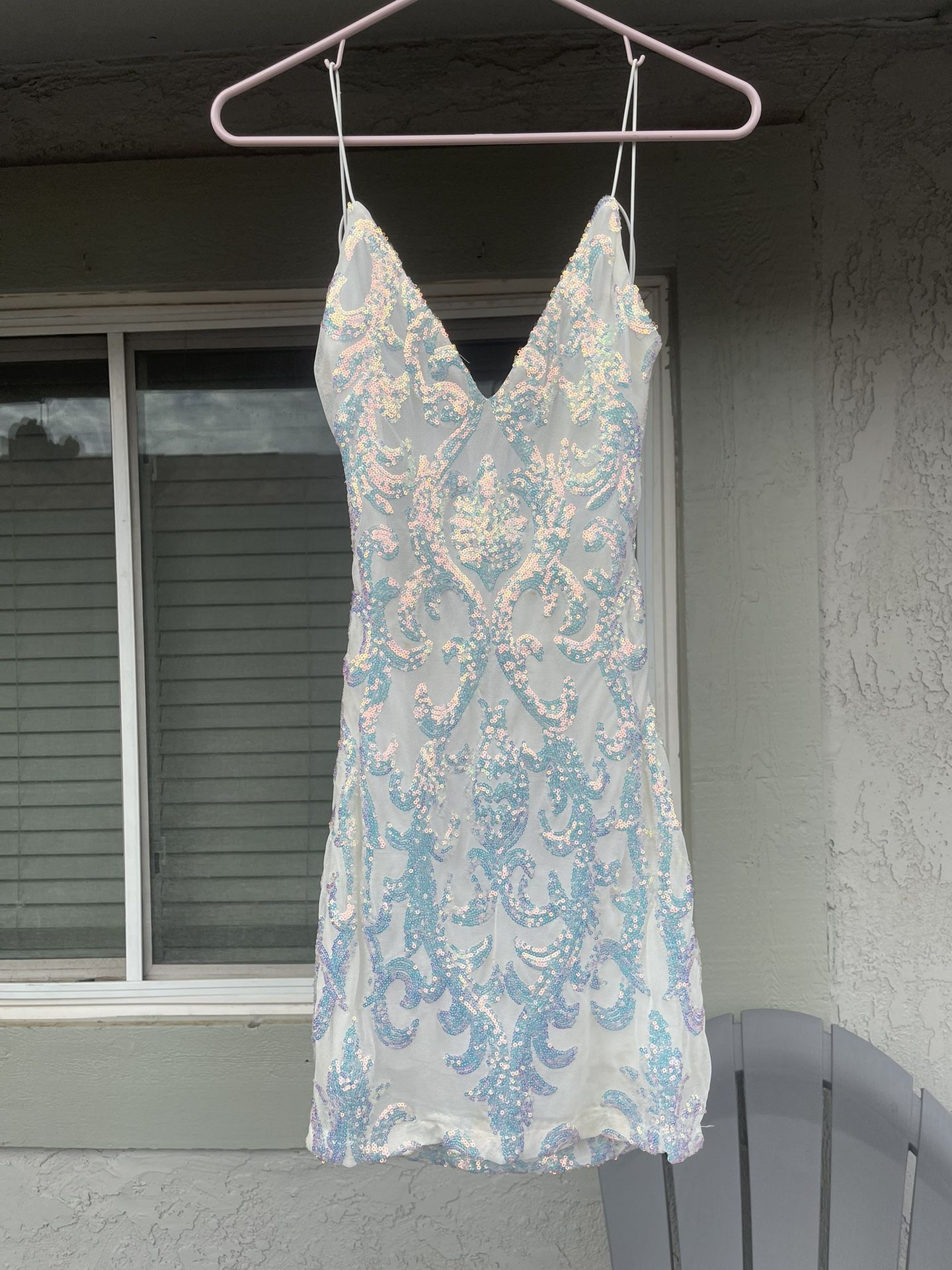 Beautiful pearlescent sparkly dress