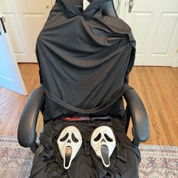 Ghostface Costume and fake Slasher knife