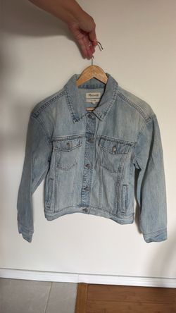 Madewell Boxy-Crop Jean Jacket - Size Medium