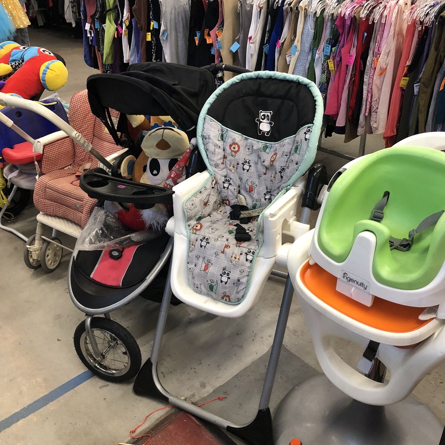 Baby High Chairs, Strollers, Car seats , Bath Plus