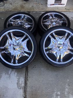 Set of 4 Custom Chrome Rims & Tires