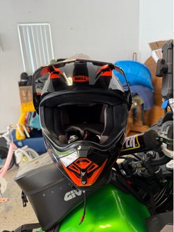 Bell MX-9 Adventure MIPS (Medium)