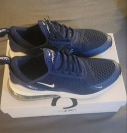 Navy blue nike 270