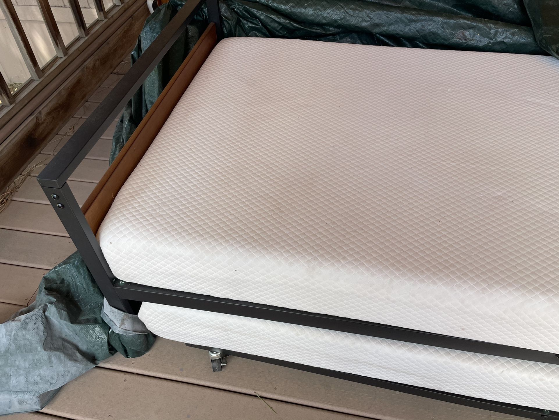 Trundle Bed