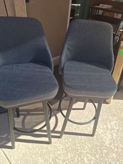 Counter height barstools