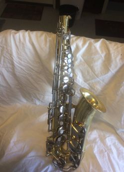 Yamaha yas alto saxonphone