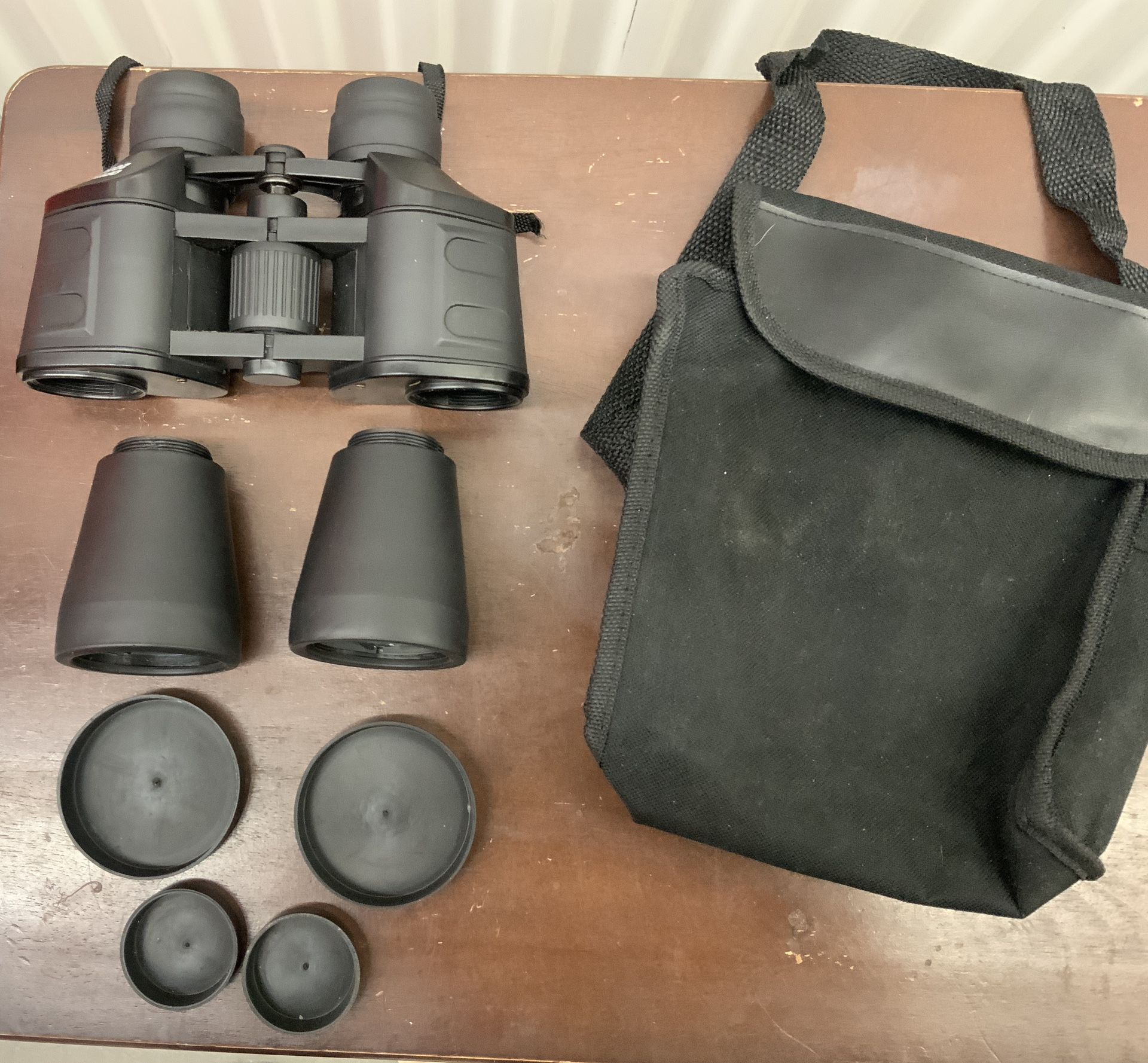 ππ Binoculars w/ Carrying Case... MOVING OUT OF STORAGE EVERYTHING MUST GO!!