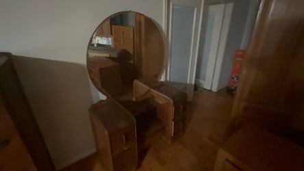 Drawers/Mirrors/Bedset