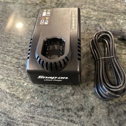 Snap On 14.4v Charger Used