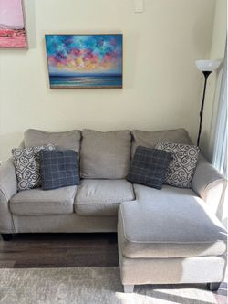 SECTIONAL SOFA + 4 CUSHIONS FOR $300