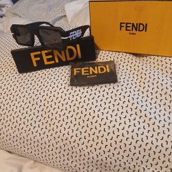 Fendi Sunglasses 