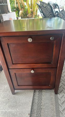 File cabinet