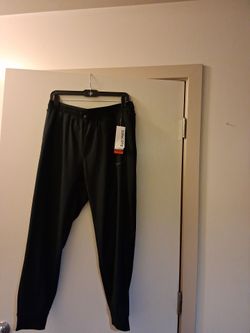 Women's saucony Joggers Sweatpants Size Large All Black Brand New