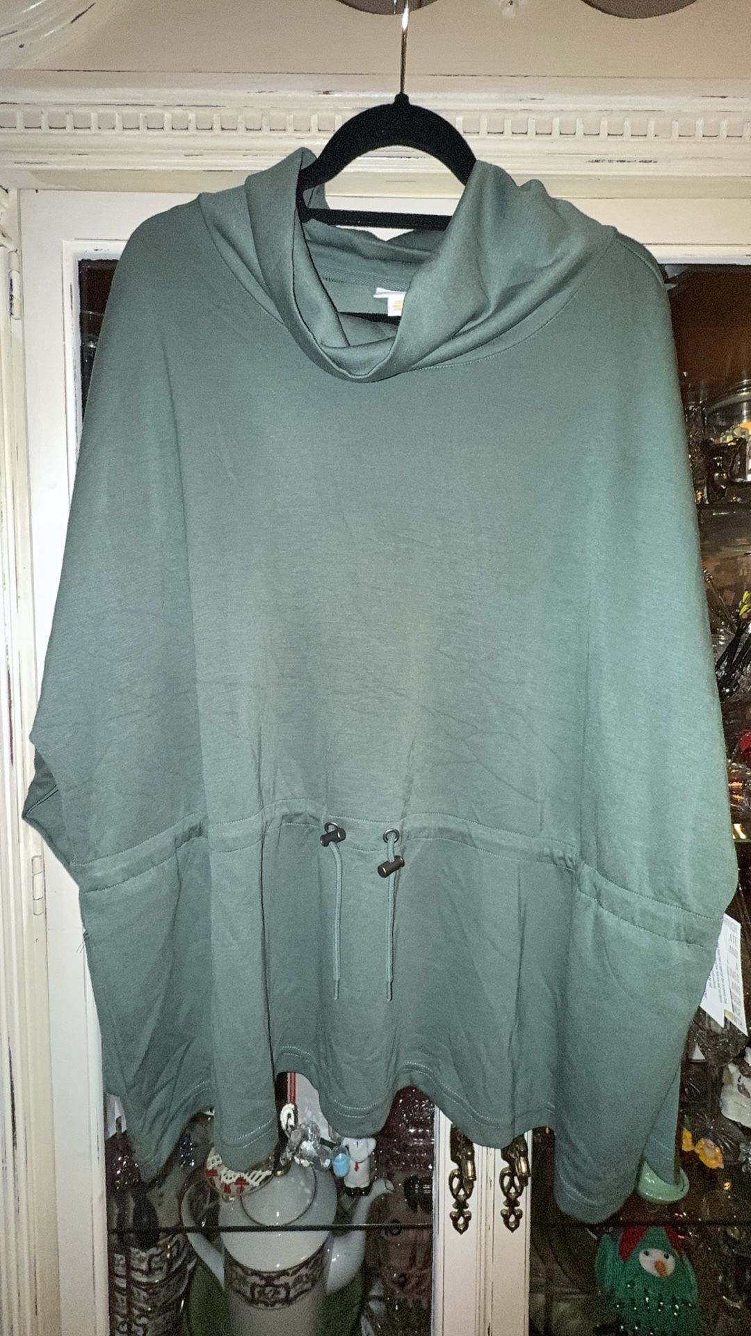 NWT LuLaRoe Green Teresa Cinched Cowl Neck Pullover - Woman’s Size 3XL