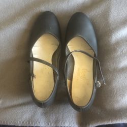 Dance Shoes /Tap Shoes