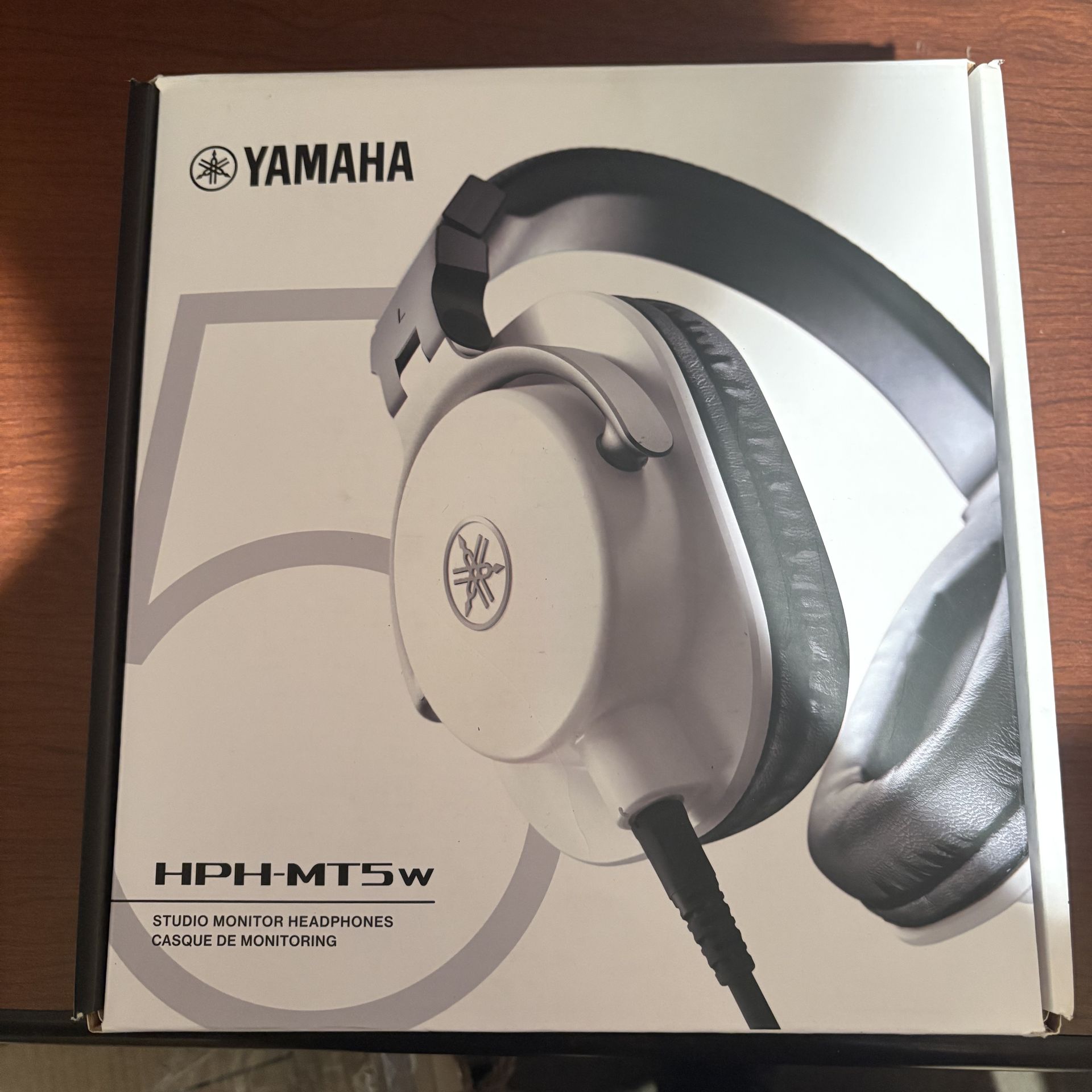 YAMAHA/HPH-MT5W Yamaha HPH-MT5 Monitor Headphones, Black : Amazon