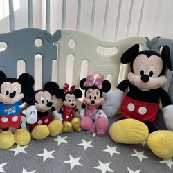 Mikey And Minnie Plush Toy Bundle With Great Condition 