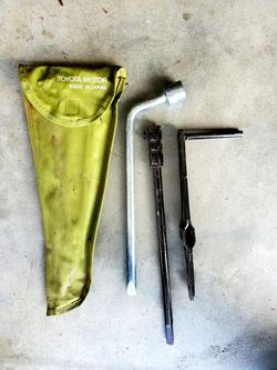 Vintage Toyota Jack tool Set 