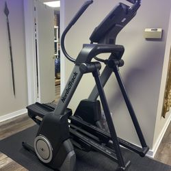 Nordictrack Freestride Trainer FS7i