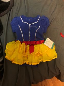 Snow White costume
