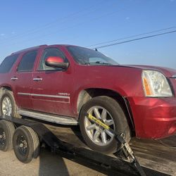 2012 GMC Yukon Denali For Parts 