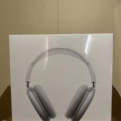 Air Pod Pro Maxes