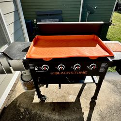 Blackstone 36” 4-Burner Griddle — Fully Loaded, Seasoned & Ready to Cook (with Full Propane Tank!)