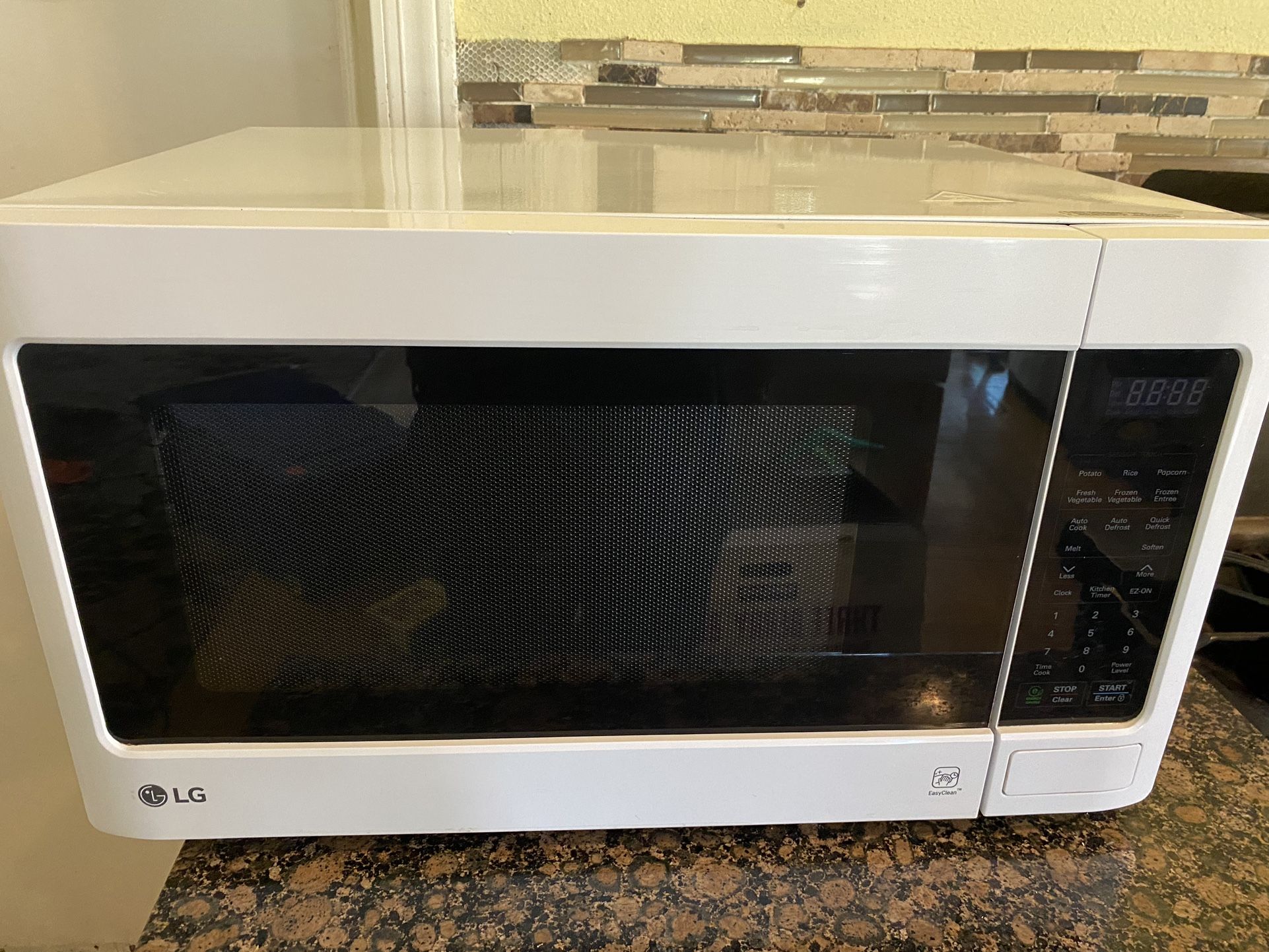 LG Microwave 