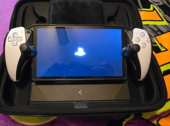 PlayStation Portal Mint Condition! Full Bundle: Original Box, Receipt, Cases, & Screen Protector