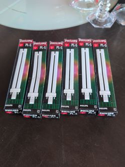 Philips PL-S Compact Fluorescent Bulbs – Lot of 6