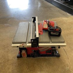 Milwaukee M18 FUEL 8-1/4” Table Saw w/12.0 Battery & Charger 