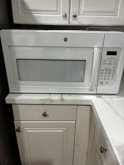 GE Over-the-Range Microwave White
