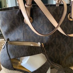 New! Signature Michael Kor Handbag & Matching Wedge Heels