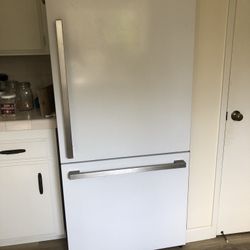 Hisense White Refrigerator