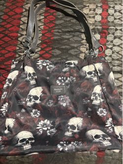 Medium skull/roses purse