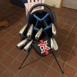 Callaway XR Iron Set 6-55 degree wedge Plus Putter and Brand New Bag