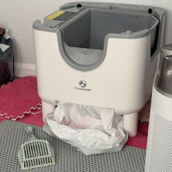 Robot Cat Litter Box