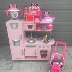 Pink Minnie Mouse Collection Kitchen 