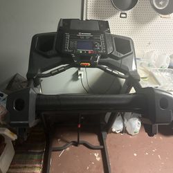 Treadmill 