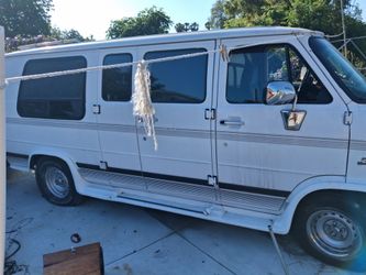 1990's gmc G20 vandura van