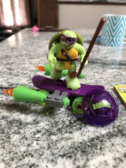 Mega Bloks TMNT Half-Shell Heroes Donnie on Skateboard Complete Set NO BOX