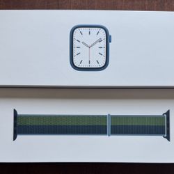 Apple Watch 7 Series 45mm Comes With Brand New Moss Green Sports Loop