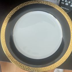 Gold Buffet Royal plates Black